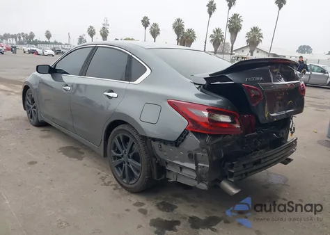 2017 Nissan Altima 2.5 Sr z USA, uszkodzony, nr VIN 1N4AL3AP2HN336780